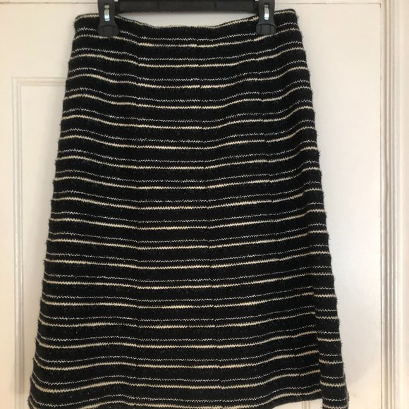 Vintage CHANEL A-line tweed striped skirt (FR 40) - Picture 2 of 9